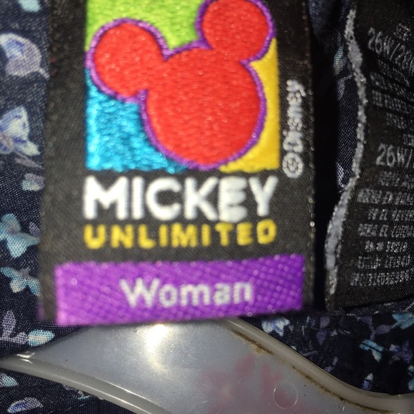 Disney Mickey Unlimited Embroidered Floral Shirt Woman Size 26W/28W 100% Cotton. - Picture 8 of 12